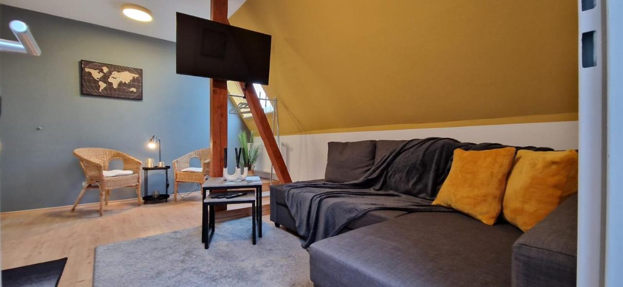 Central-Living Yellow - Wifi - Netflix - City Essen Eksteriør billede