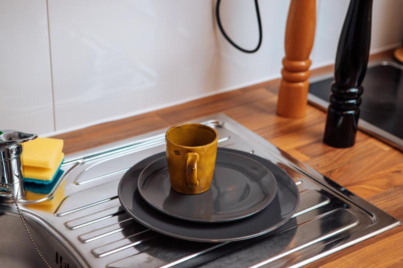 Central-Living Yellow - Wifi - Netflix - City Essen Eksteriør billede