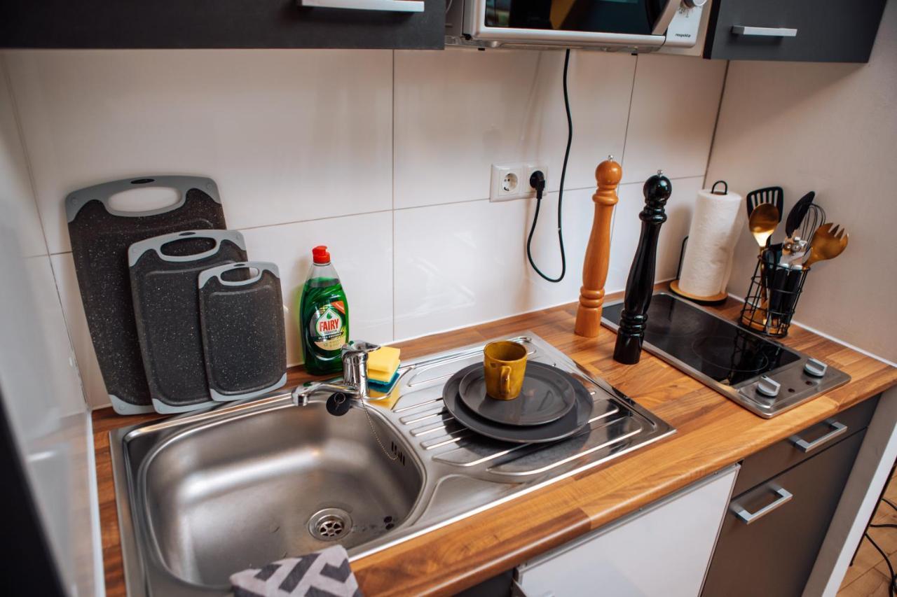 Central-Living Yellow - Wifi - Netflix - City Essen Eksteriør billede